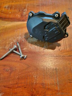 Nastavovací prvek,
přepínací klapka (sací
potrubí)

