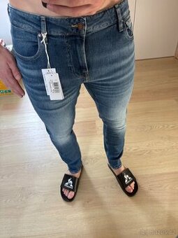 Nové pánské džíny Guess W33/L30 skinny