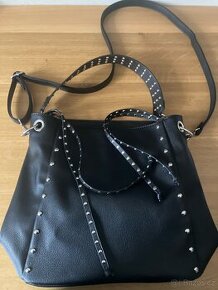 Cross kabelka Baťa - černá, nová, nenošená