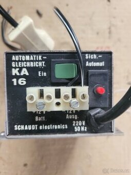 Automatický usměrňovač