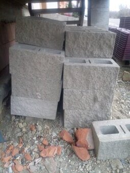 Betonové tvárnice štípané