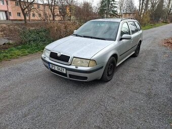 Škoda octavia 1.8t 4x4 laurin & klement