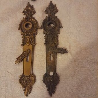 Staré mosazné zámky