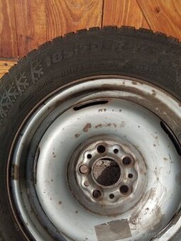 Zimní pneumatiky 180/70/14