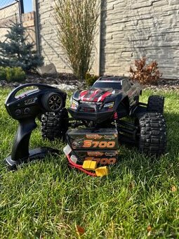 Traxxas maxx 1:8