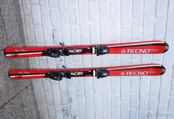 Carvingové dětské lyže 120 cm TecnoPro C5jr, bezvadný stav.