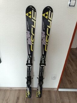 Sjezdové lyže Fischer 145 cm