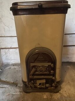 Krbová kamna historická