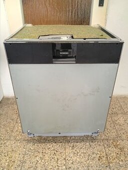 Myčka nádobí Siemens integrovaná