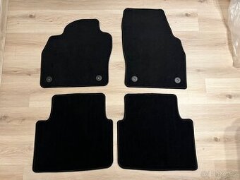 AUTOKOBERCE ŠKODA KAMIQ NOVÉ 4ks NOVÉ