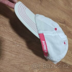 Kšiltovka Alpine Pro