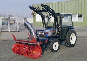 Sněhová fréza za japonský malotraktor