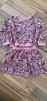 Next komplet sukně a mikiny 110