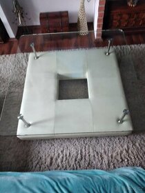 prodám konferenční stolek