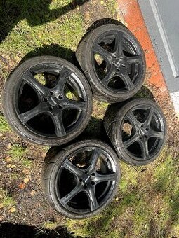 Letní kola Mercedes R18 225/40 5x112 ET35