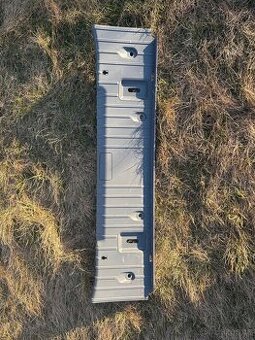 Plastový kryt kufru BMW E90