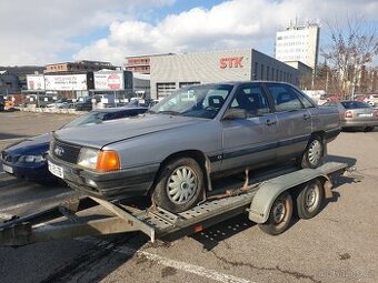 Veterán Audi 100 c3 doutník sedan 5V 2.3 benzín