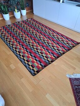 koberec 160 x 230 cm