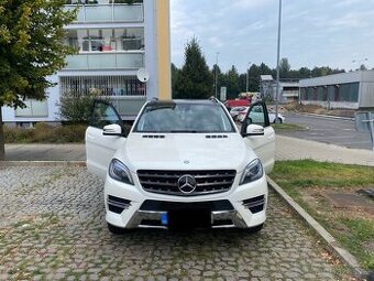 MB w166 350CDi Panorama
