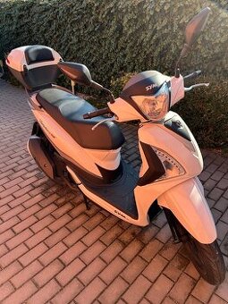 SYM Symphony ST 125 – jako nový, 2 405 km, 1. majitel