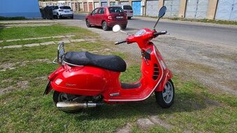 Vespa 250 GTS i.e.