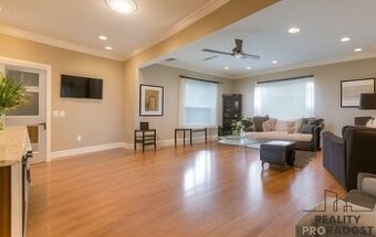Prodej rodinného domu 196 m², pozemek 489 m²