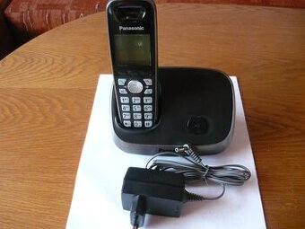 Bezdrátový telefon Panasonic KX-TG6511FXB