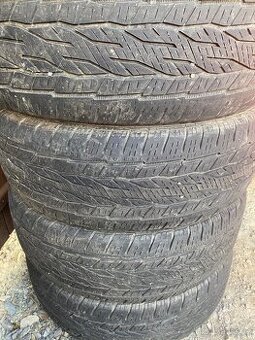 Pneu Continental 255/60 R18 -