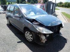 Peugeot 307 SW - EZWD - 9HX - náhradní díly