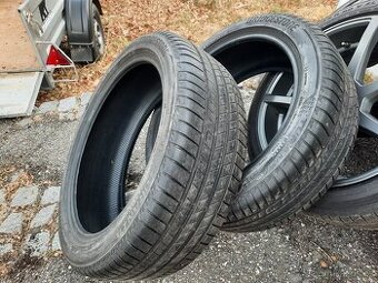 235/45R20 Bridgestone