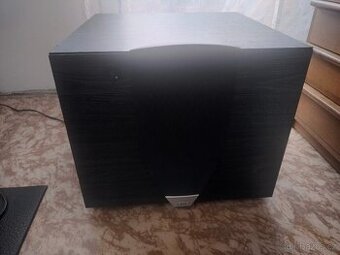Jamo e8sub subwoofer 200watt , průměr bass 25cm 17kg