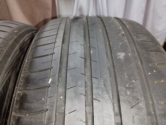 225/40/18 Yokohama GT - 1