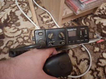 Radiostanice do auta - 1