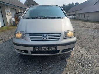 Volkswagen Sharan 1.9 96kw r. 2003