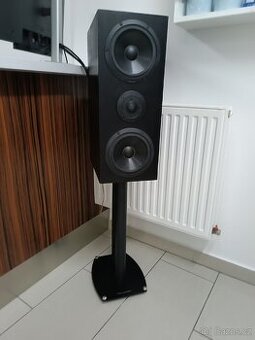Reproduktory se stojany