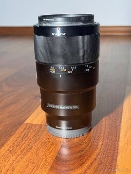 Sony 90mm oss macro