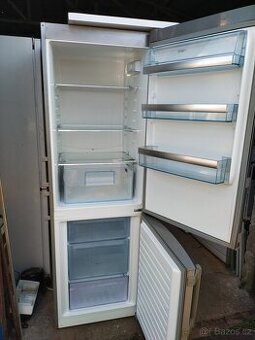 Prodám plně funkční lednici značky AEG výška 180 cm-DOVEZU-- - 1