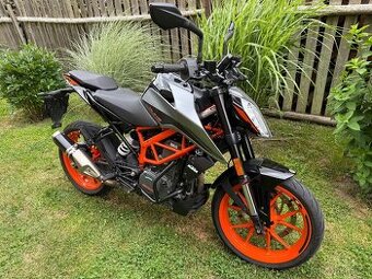KTM 390 DUKE silver