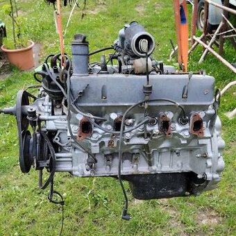 Motor Range Rover