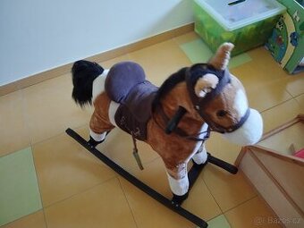 Houpací kůň