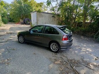 MG ROVER ZR dovoz Itálie na přihlášení nebo díly