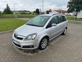 Opel Zafira 1,6i 77kW, dovoz Švýcarsko - 1