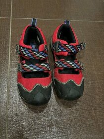 Sandály New Balance vel. 32,5