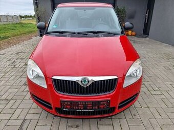 Fabia POUZE 75 tis najeto Rok 2009 motor 1.2htp 44kw