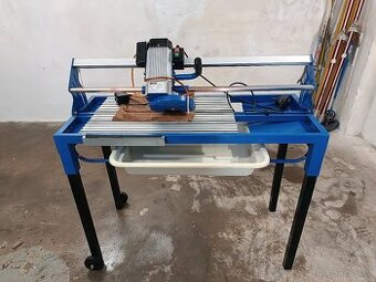 Řezačka na dlažbu