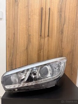 Kia Ceed 2018–2020 – levé Bi-Xenon světlo 92101-A2220