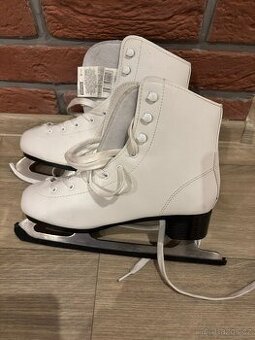 Dámské lední brusle vel 39