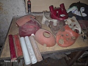 Náhradní díly 229