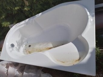 rohová vana plastová