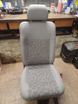 Sklopná sedačka Transporter T5